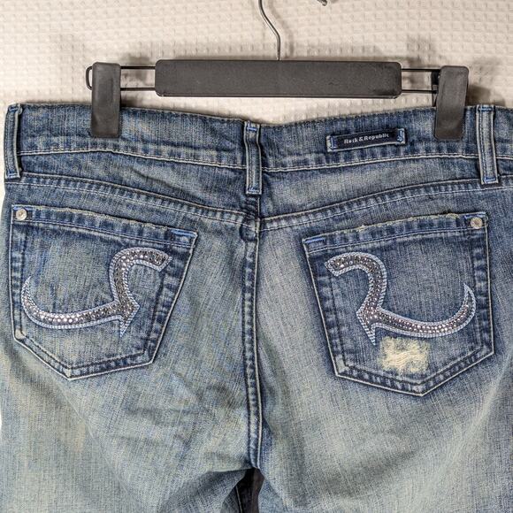 Rock & Republic 30x33 Women’s Jeans Blue Rhinestone R Pockets Bootcut Distressed - Picture 3 of 5